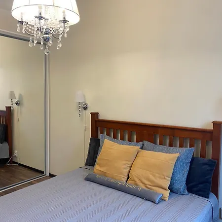 Compass Apartment *
